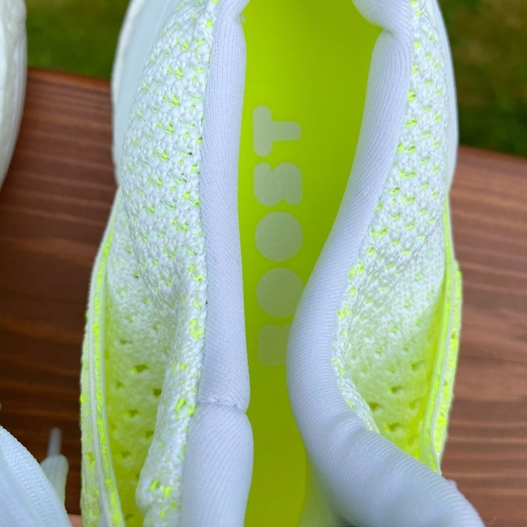 Adidas Ultra Boost Clima Solar Yellow - Picture 7 of 10